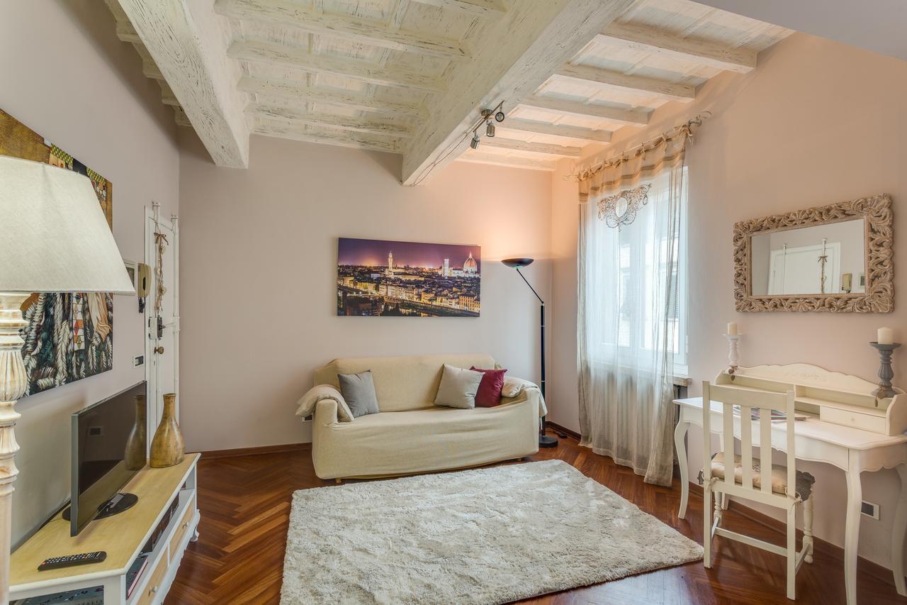 Apartments Florence- Santa Maria Novella Екстер'єр фото