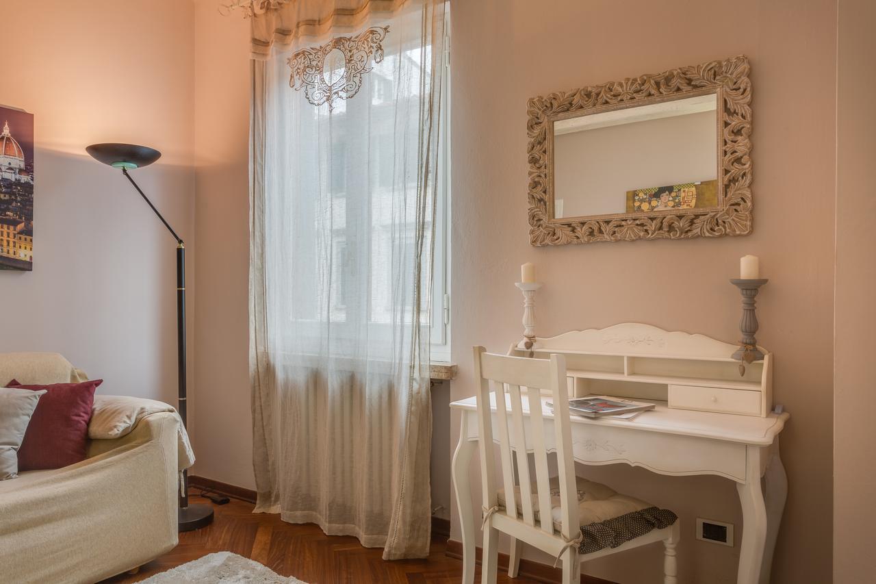 Apartments Florence- Santa Maria Novella Екстер'єр фото