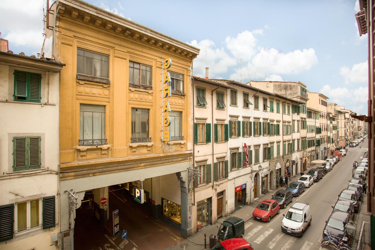 Apartments Florence- Santa Maria Novella Екстер'єр фото